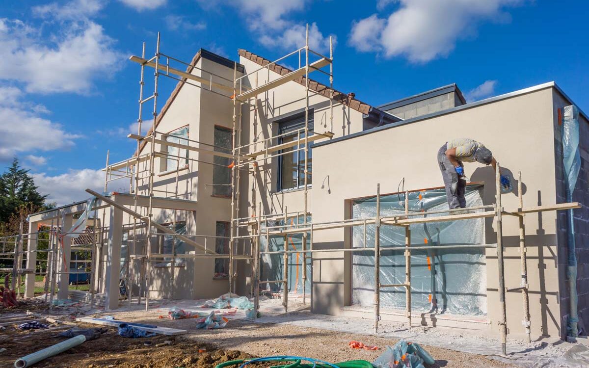 Travaux de ravalement de façade et d’isolation extérieure avec pose d’enduit dans le Haut-Rhin Wintzenheim