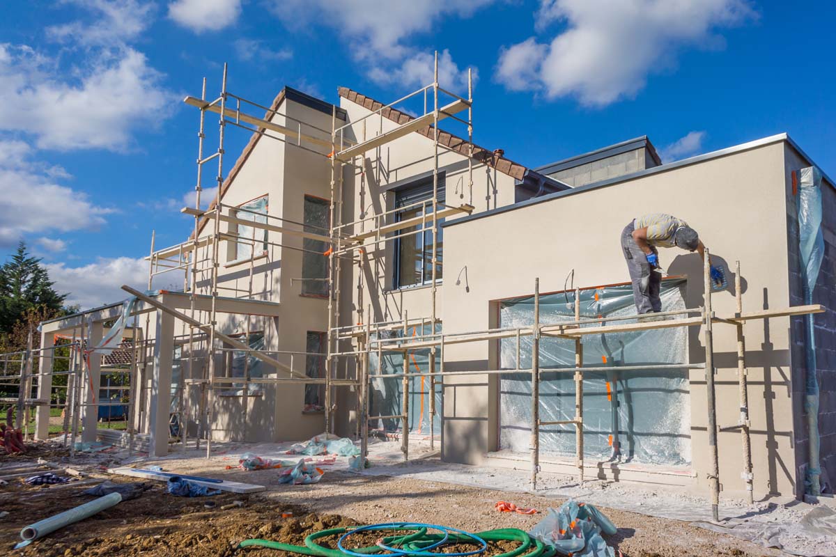 Travaux de ravalement de façade et d’isolation extérieure avec pose d’enduit dans le Haut-Rhin Wittenheim 1