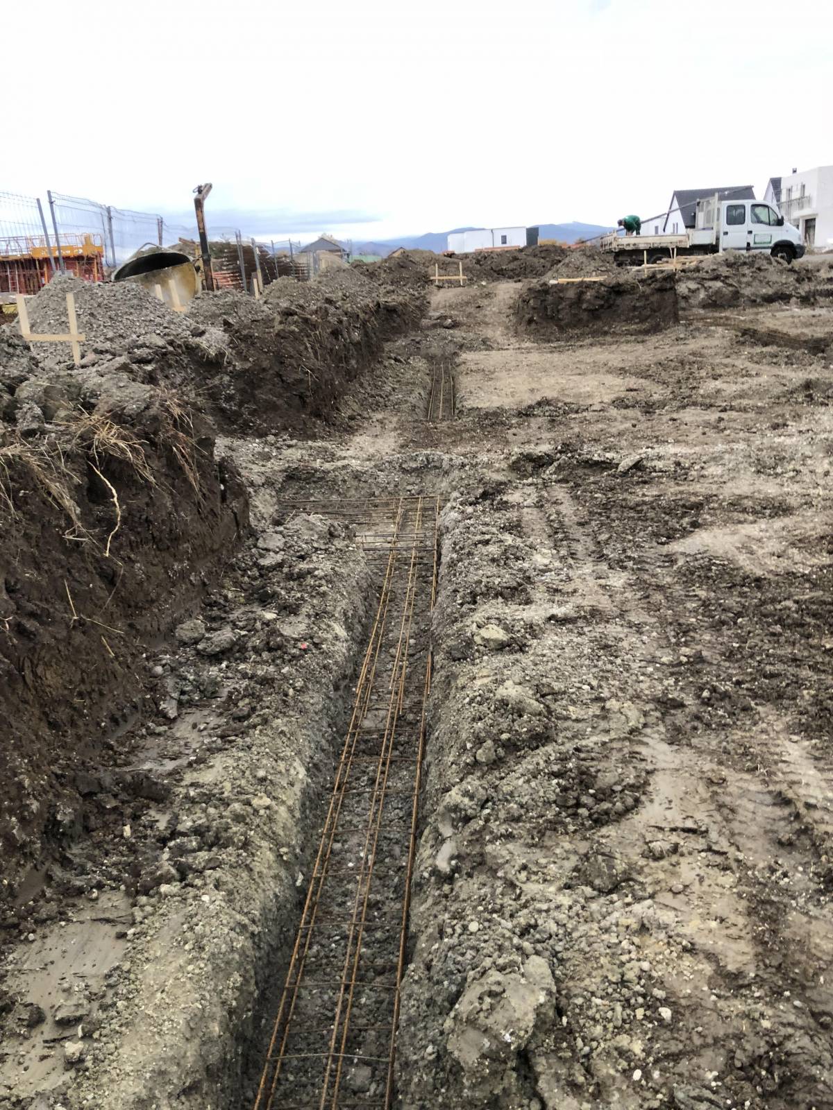 RÉALISATION DE TRAVAUX DE GROS OEUVRE SUR TROIS MAISONS À HOLTZWIHR PRES DE COLMAR DANS LE HAUT RHIN Guebwiller